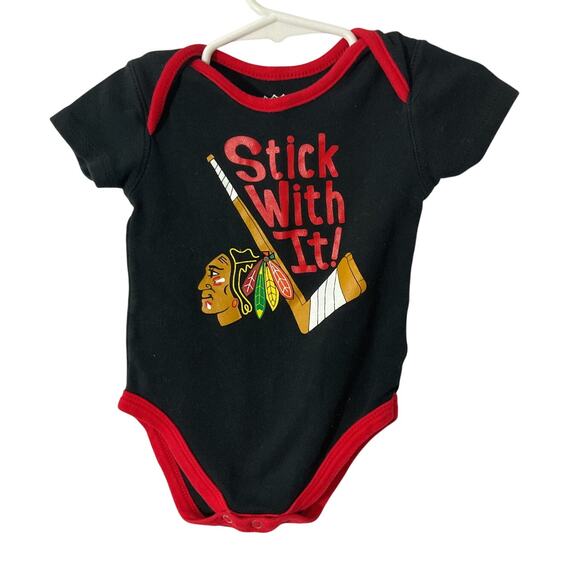 New NHL Blackhawks 6/9 Months One Piece “Stick With It” - Picture 1 of 5